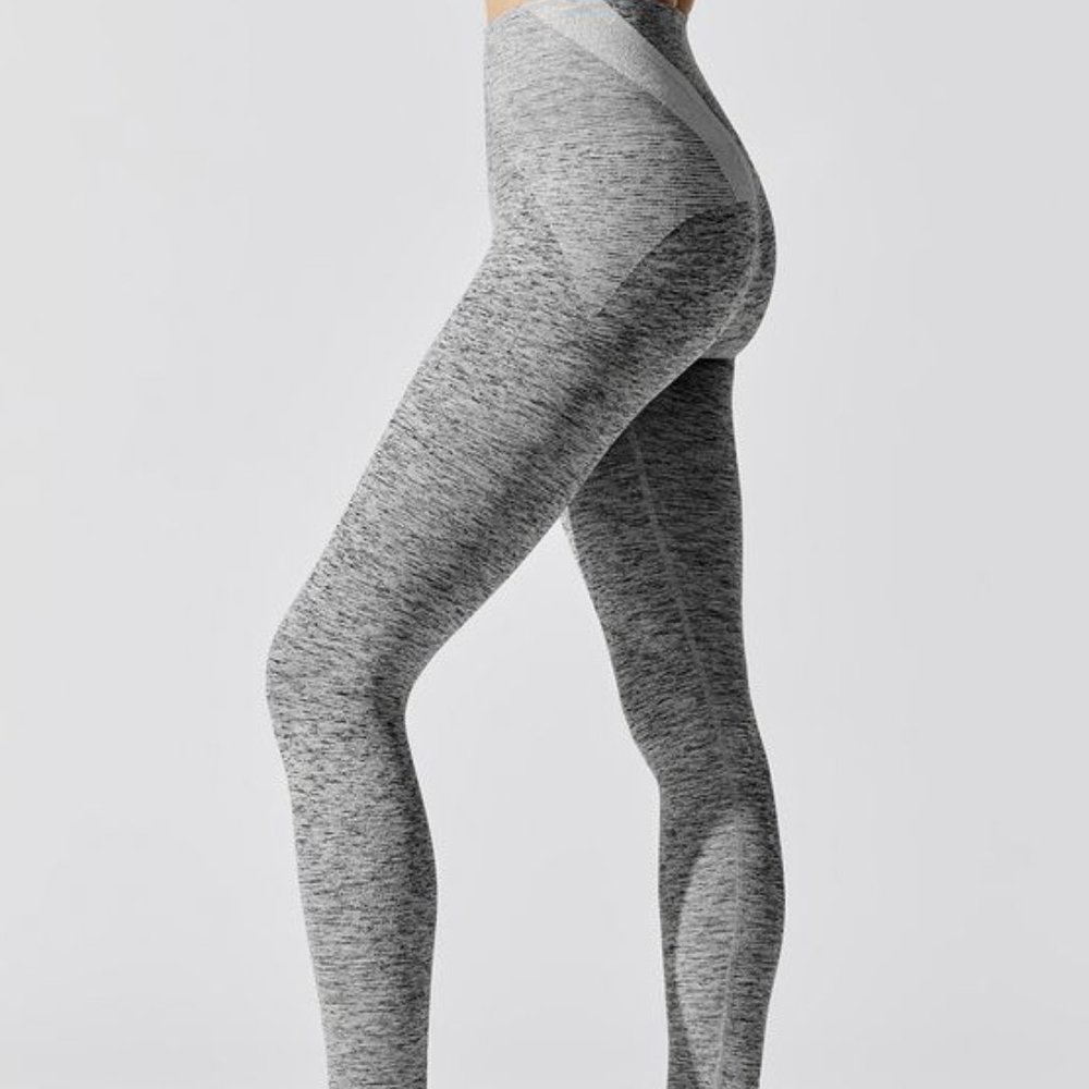 LNDR Comet Leggings in Metallic Silver Grey - M / L